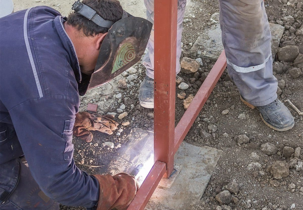 перила из профтрубы