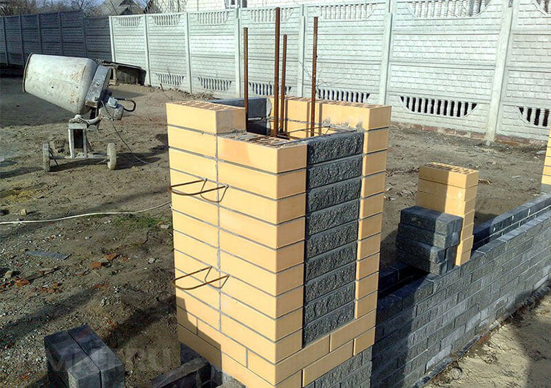 Вертикальное армирование.jpg Вертикальное армирование.jpg